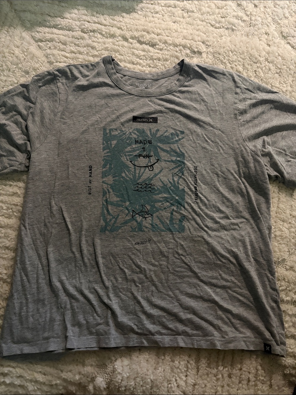 Hurley Men's Gray Long Sleeve Tee with Teal Graphic
